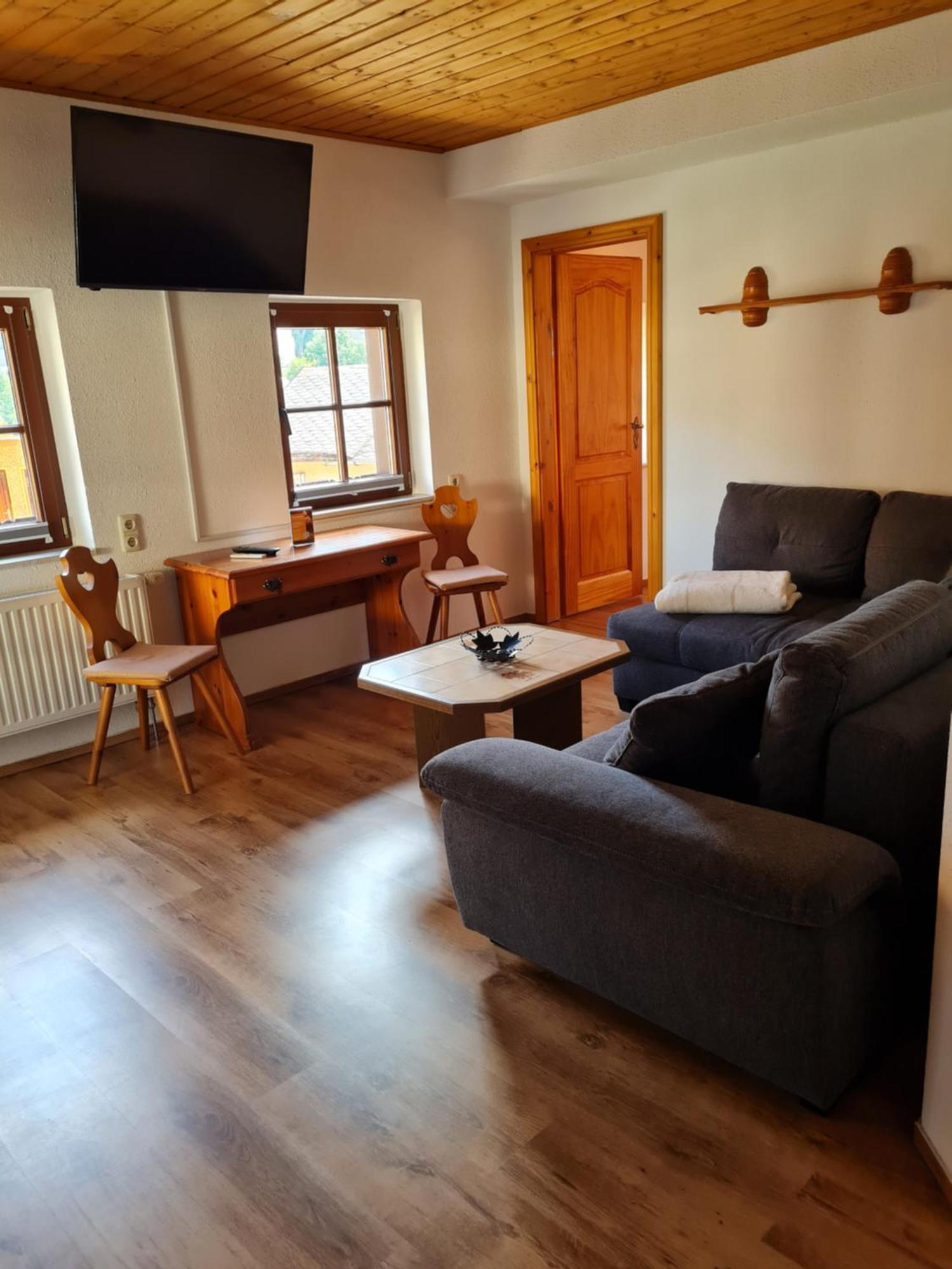 Pension Und Gaststaette Zur Knappenschaenke Thermalbad Wiesenbad 部屋 写真